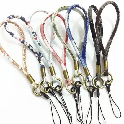 Wholesale Wholesale Colorful Mobile Phone Lanyards, Short Chain Rope Mobile Phone Strap Cords