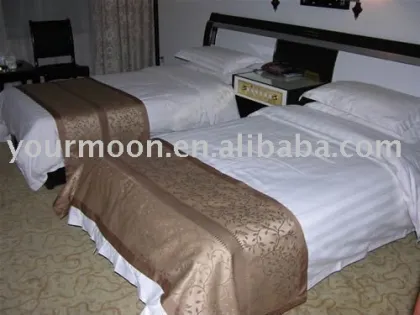 4 pcs Hotel Bedding Set