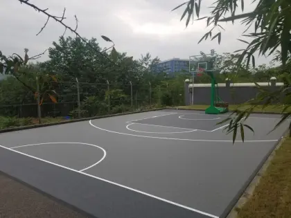 Interlocking sports floor for Multi-Sport Game Courts