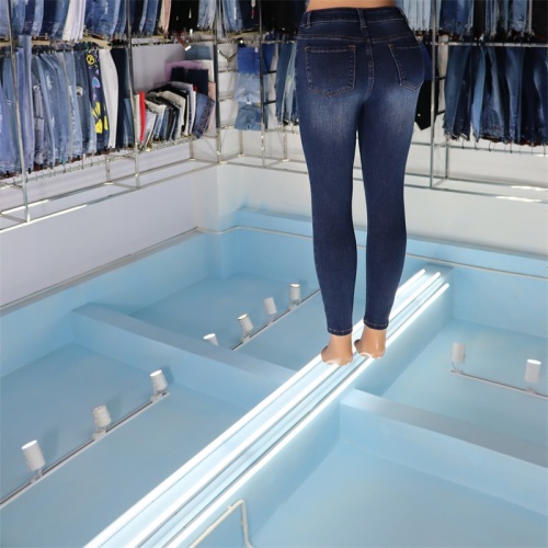 Jeans de mode en gros de la taille de la mode