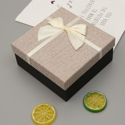 Wholesale Gift Paper Box Packaging with Lid Ribbon