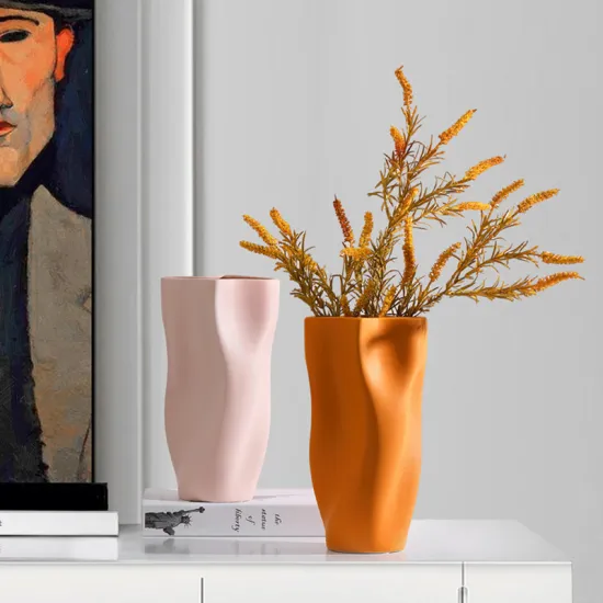 Hot Selling Nordic Style Large Pleated Ceramic Decorative Vase for Living Room