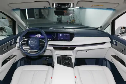 Buick GL8 PHEV Hybrid 1.5T 180PS 7-Seater MPV