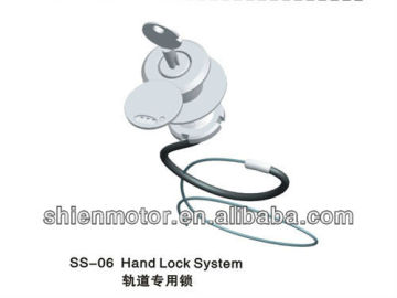 Hand lock system