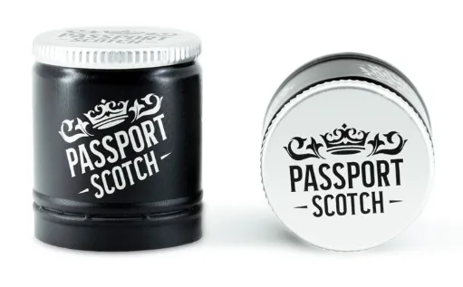 Closures for liqueurs and spirits