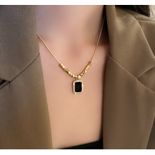 Square black gemstone titanium steel necklace