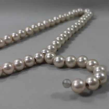 Pearl Bead Coat Hanger