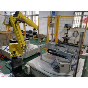 Robot for grinding and polishing application