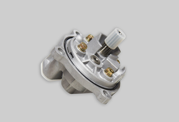 Open design gear pump and centrifugal pump