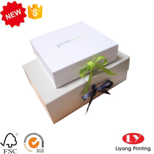 Folding Gift Clothes Packaging Box With Ribbon