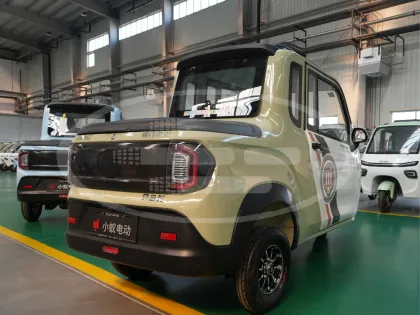 Adult electric assist tricycle