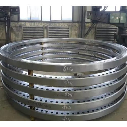 Anneau rond en acier allié forgé avec précision OEM forgé