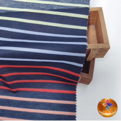 Tecido dos anos 30 de camisa estampada para vestuário