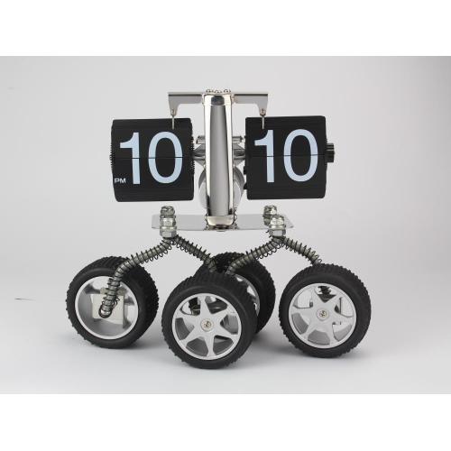 Four Wheels Funny Flip Clock