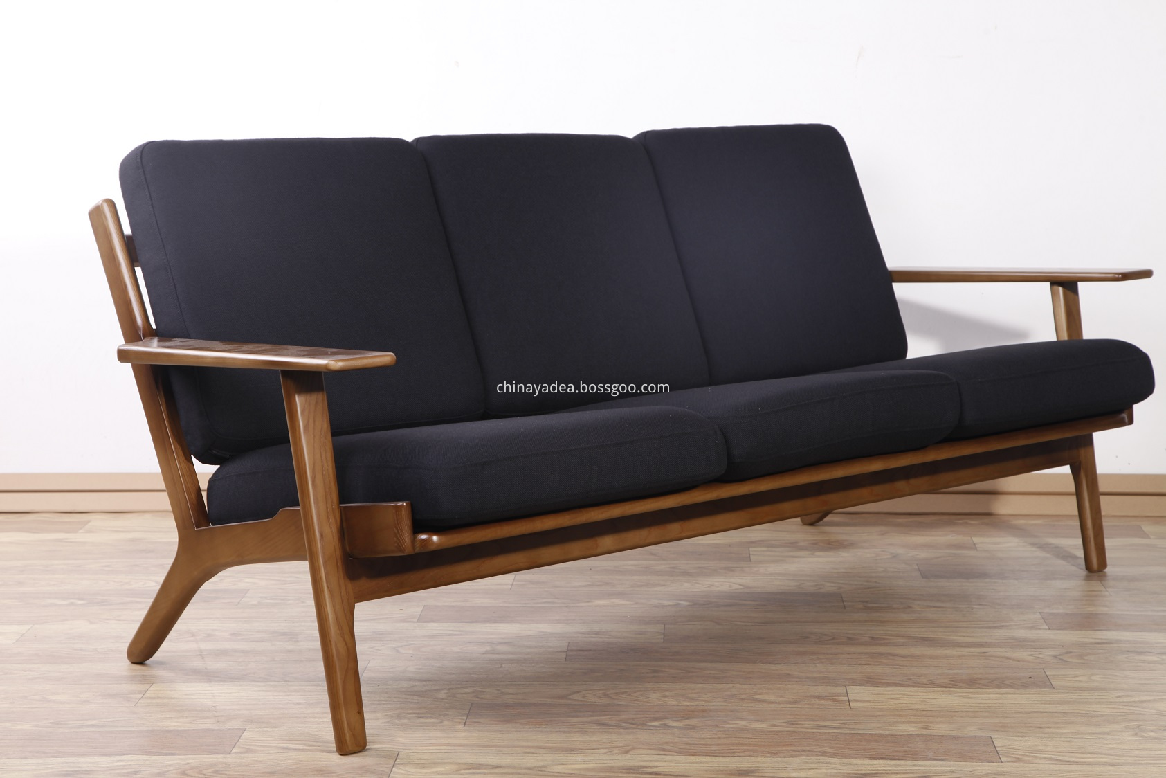 GE290 PLANK SOFA 3 SEATER