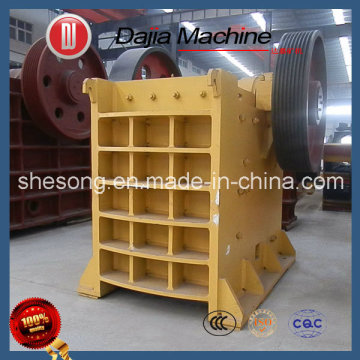 Crushing Machine/Pulverizing Machine/Jaw Stone Breaker for Mine Ore