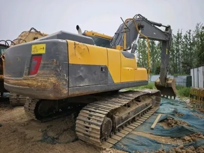 EC200D Used Excavator for Mining Projects