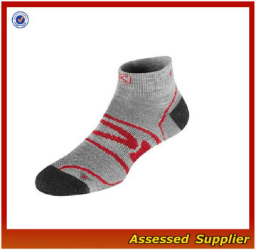 Men low cut sport socks