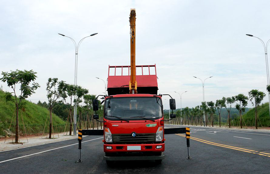 tipper crane truck 5