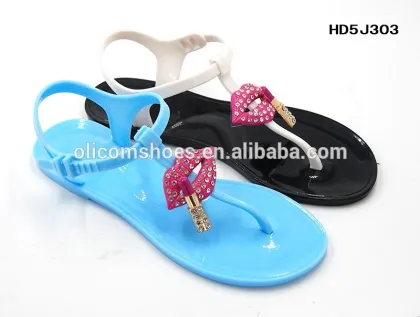 Low Price Flat Sandal PVC Crystal Jelly Sandals,One Dollars Ladies Sandals