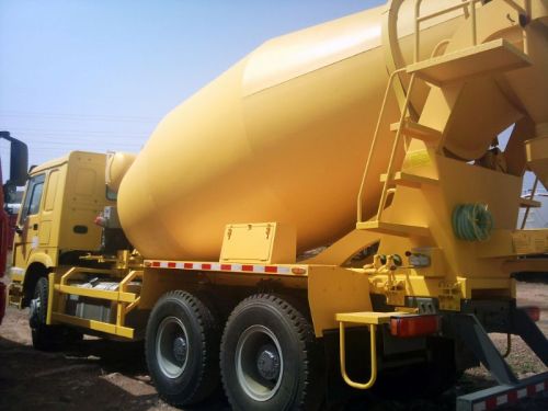 HOWO Good Quality cement mixer For Sale