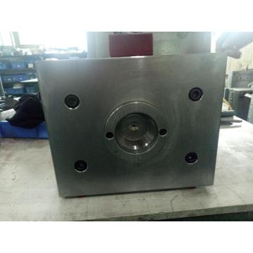 Medical device injection mold