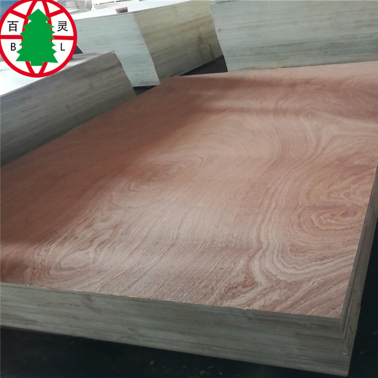 Precio competitivo personalizado 1200*2400mm Okoume Contrachapado Comercial  3mm 5mm 9mm 15mm 18mm Chapa de madera contrachapada - China El contrachapado,  madera contrachapada