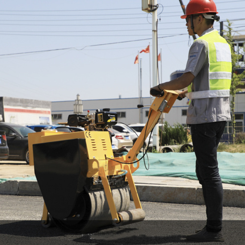 Double Drum Rollers a cylindrical road roller made of iron Supplier