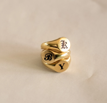 Personalized Initial Signet Ring - Customizable Real Gold & Stainless Steel Minimalist Jewelry for Bridesmaids