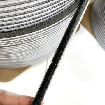 Black Soundproof U Channel Aluminum Wool Pile Weather Strip