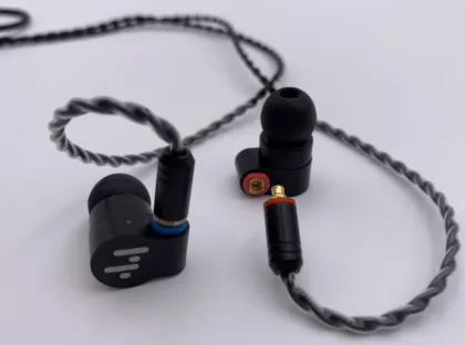 High Fidelity in-Ear Monitor Headphones Detachable Cable