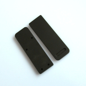 Customized Processing Services for Extruded Aluminum Black Radiators in Metal Manufacturing Plant