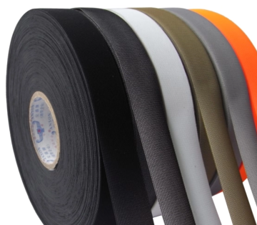 Heat sealing tape with good elasticity