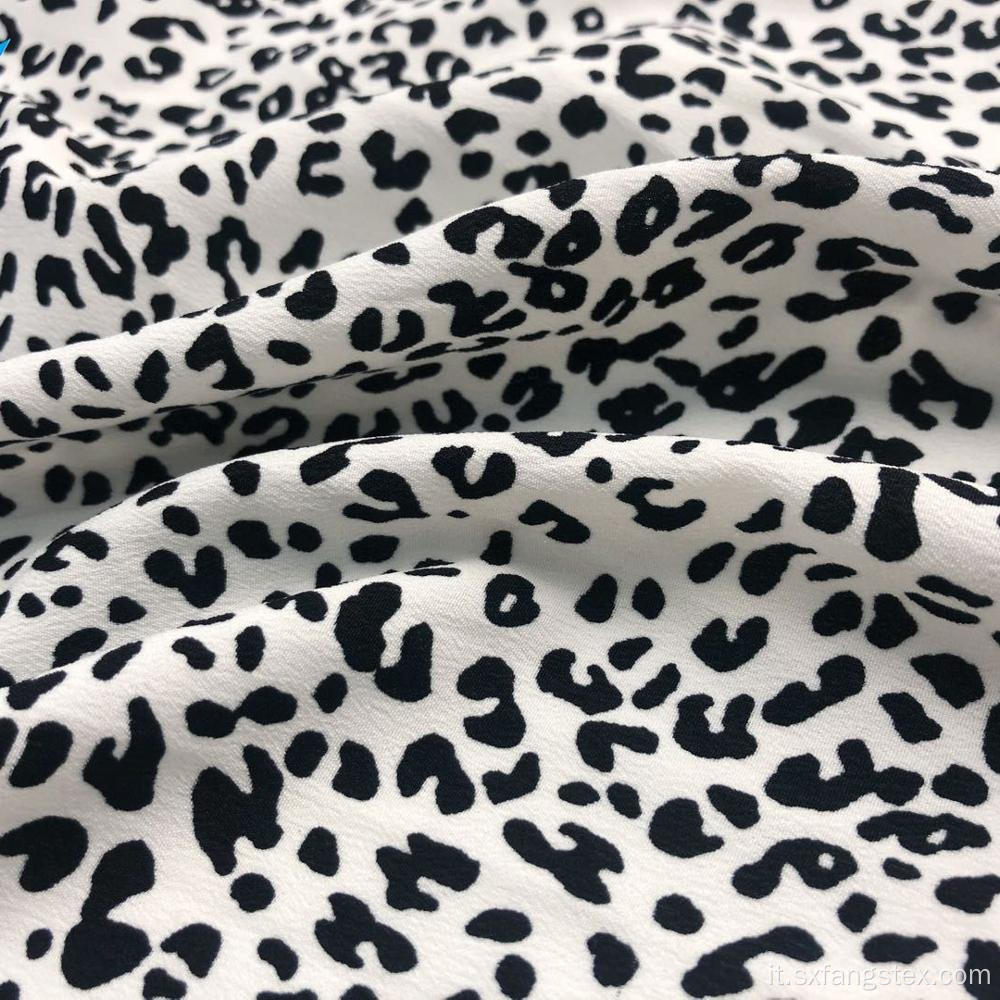 Tessuto da donna riciclato elasticizzato con stampa leopardata 100% poliestere