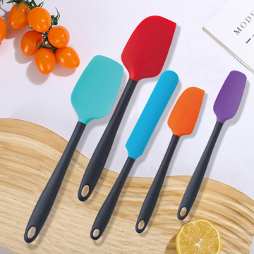 Ensemble de gratteaux de beurre multifonctionnel en silicone coloré et de spatule de gâteau - 5pcs outils de cuisson de bricolage