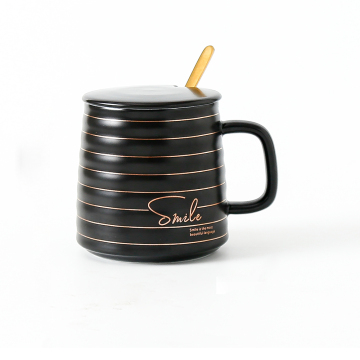 Tazza in stile lusso con coperchio e cucchiaio - regalo di porcellana in ceramica personalizzata