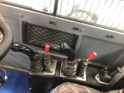 Double Tire Automatic Self Loading Concrete Mixer Truck