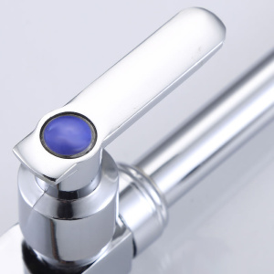 공장 직접 비접촉 유도 수도꼭지 자동 물 배출구