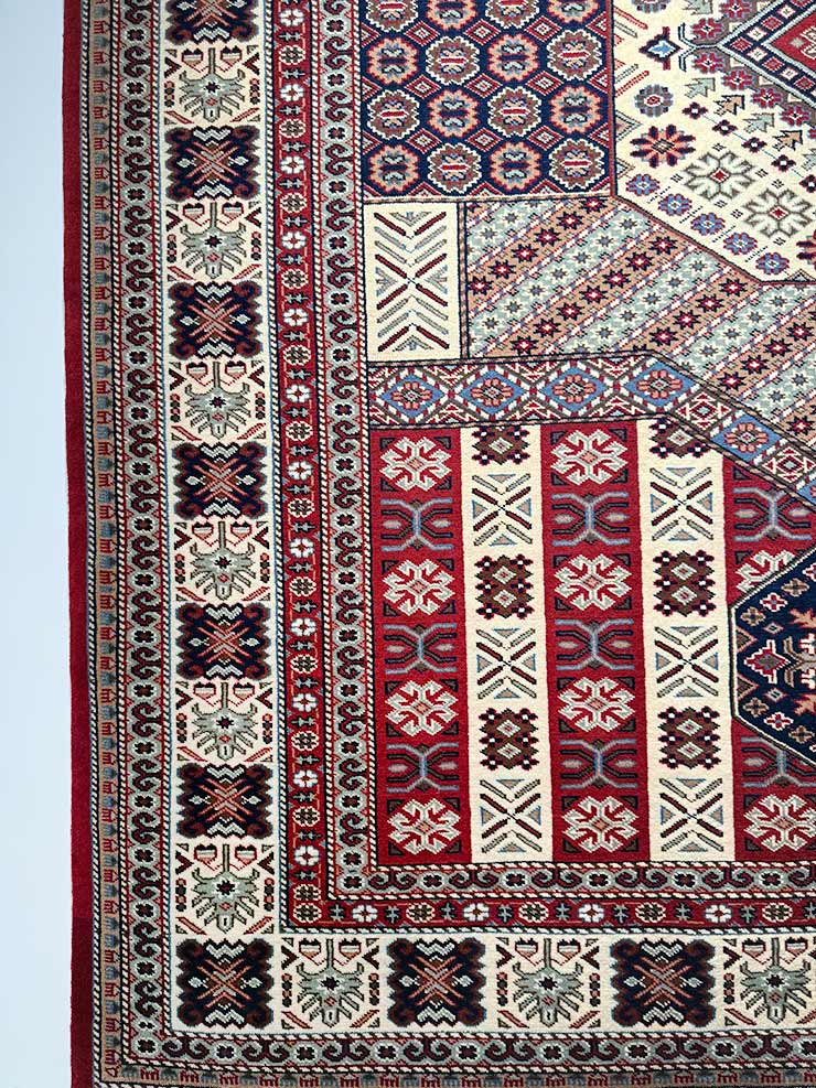 Classic Pakistani Pattern Rug