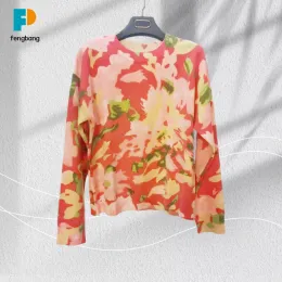 Floral Print Crew Neck Knit Sweater