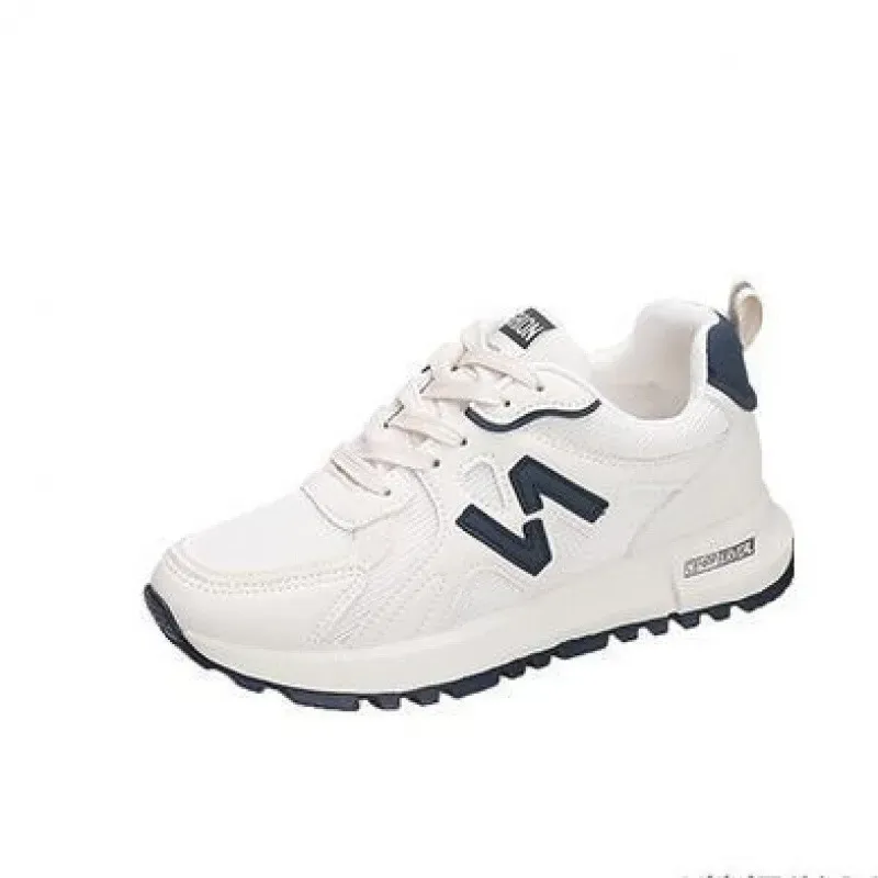 Lightweight Women's Sports Shoes