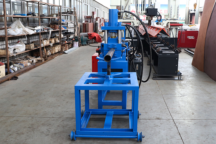 Pipe Head Necking Machine