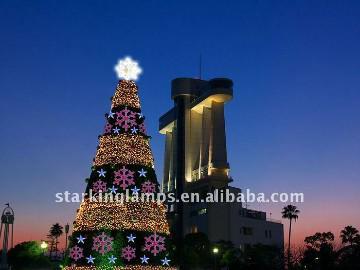 2013 Beautiful LED Big Christmas Tree Light