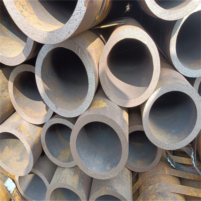 ASTM A106 أنابيب فولاذية كربونية سلسة