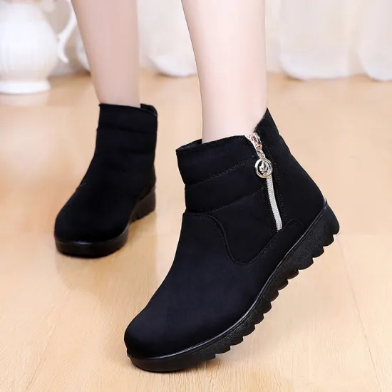 Soft soled anti slip mother's short boots