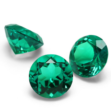 Émeraude hydrothermale ronde de couleur verte de Colombie, taille brillant