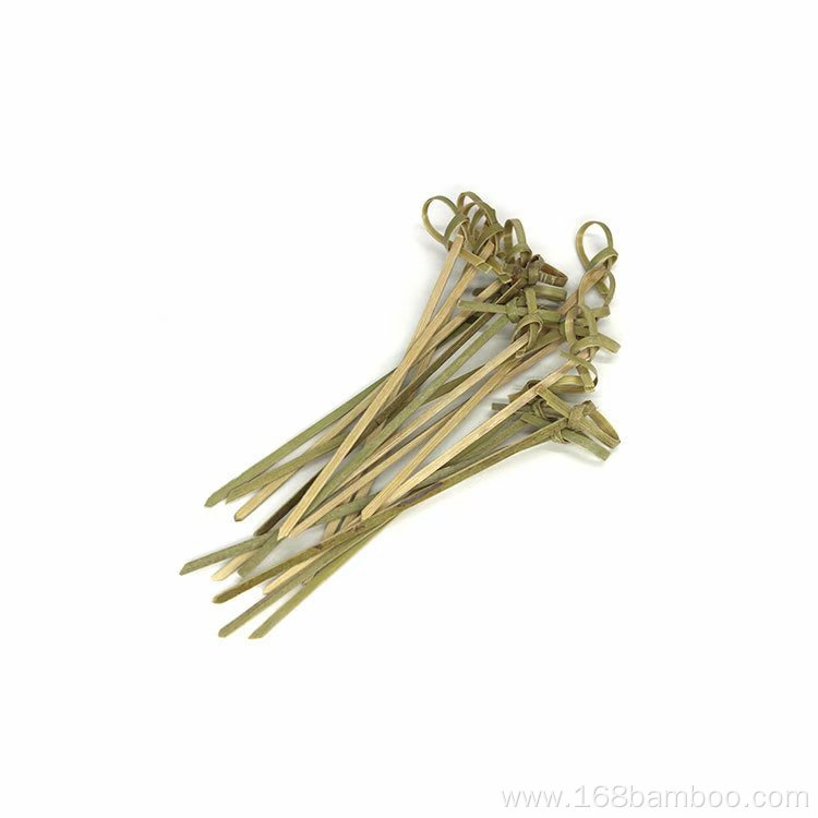 Bamboo Knotted Picks Used for Cocktail Drinks Plate