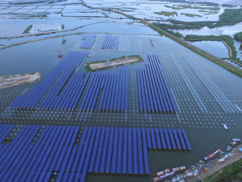 Steel fish and Light Complementary Solar Mounting System