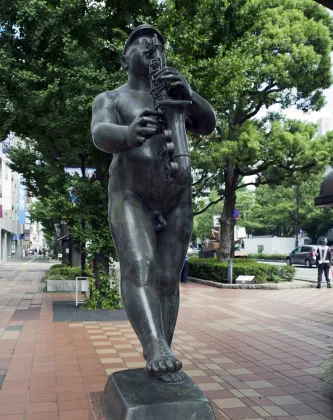 high quality musician saxophone player statue