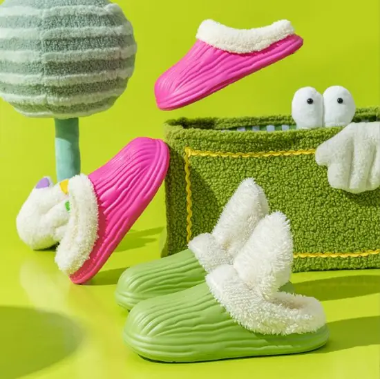 Plush Cotton Slippers for Women: Cozy Winter Home Indoor Shoes with Fur Trim and Soft Soles - Perfect for Couples